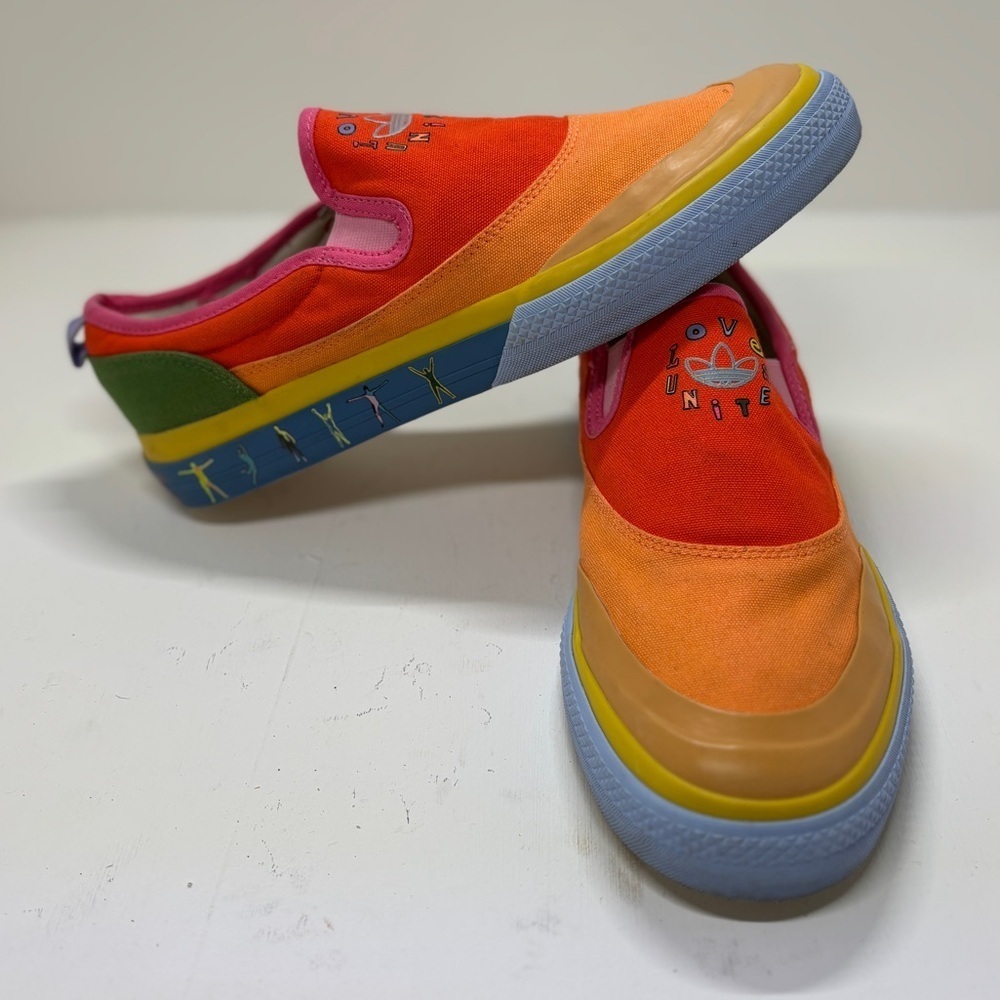 Adidas Originals Nizza Pride Slip-On Sneakers Rainbow Multicolor Men’s Size 8.5 - Picture 3 of 7